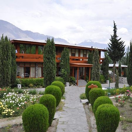 Gilgit Serena Hotel Exterior foto