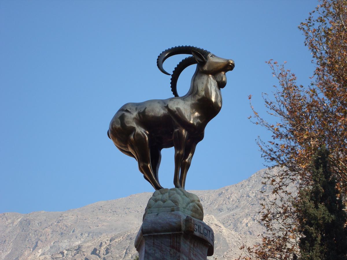 Gilgit Serena Hotel Exterior foto