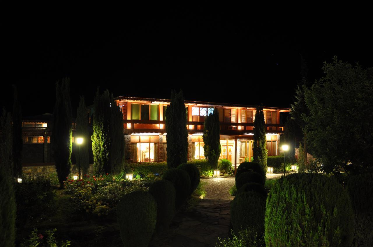 Gilgit Serena Hotel Exterior foto