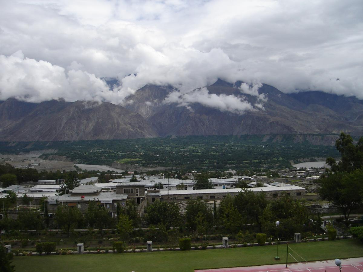 Gilgit Serena Hotel Exterior foto