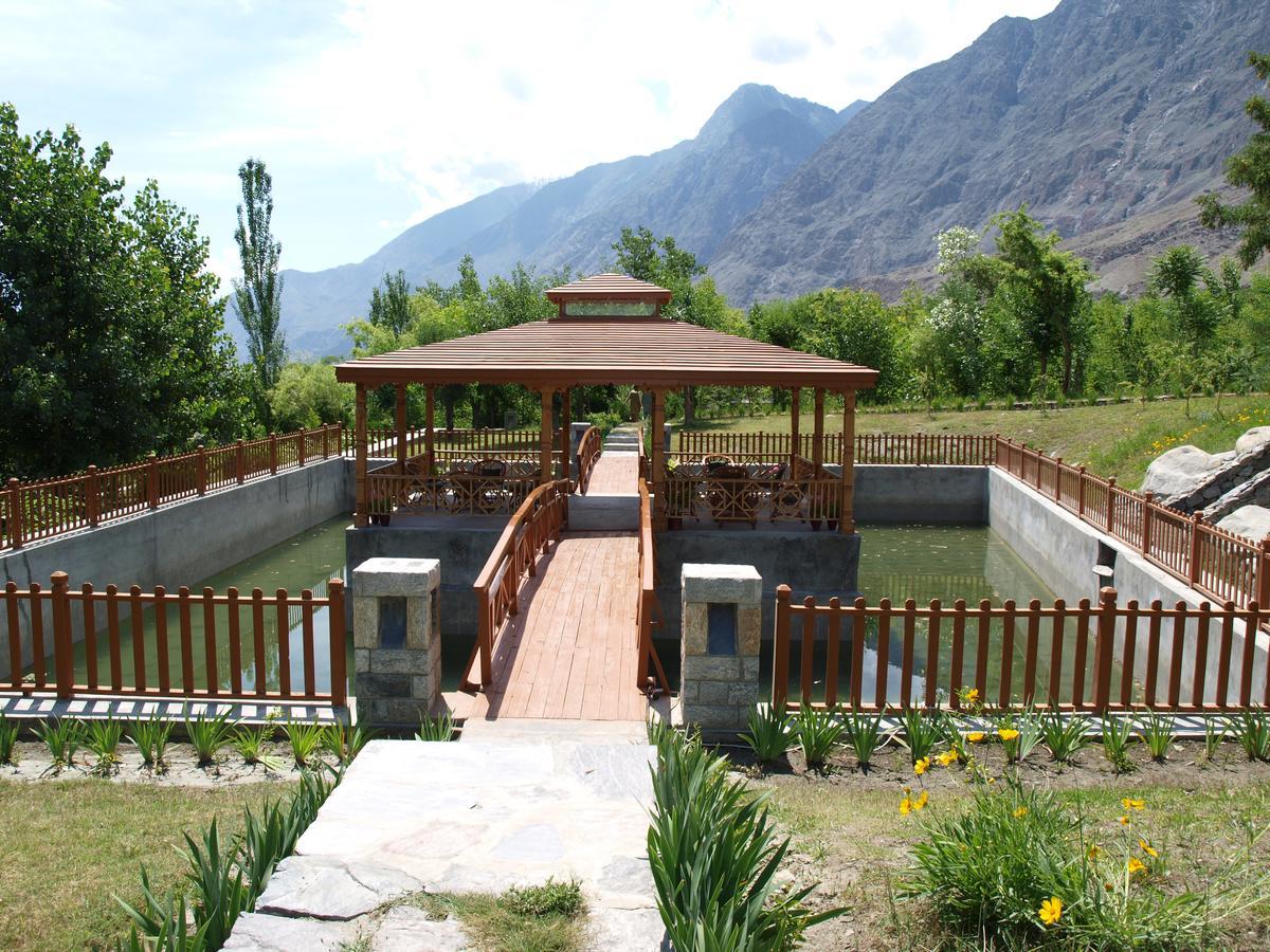 Gilgit Serena Hotel Exterior foto