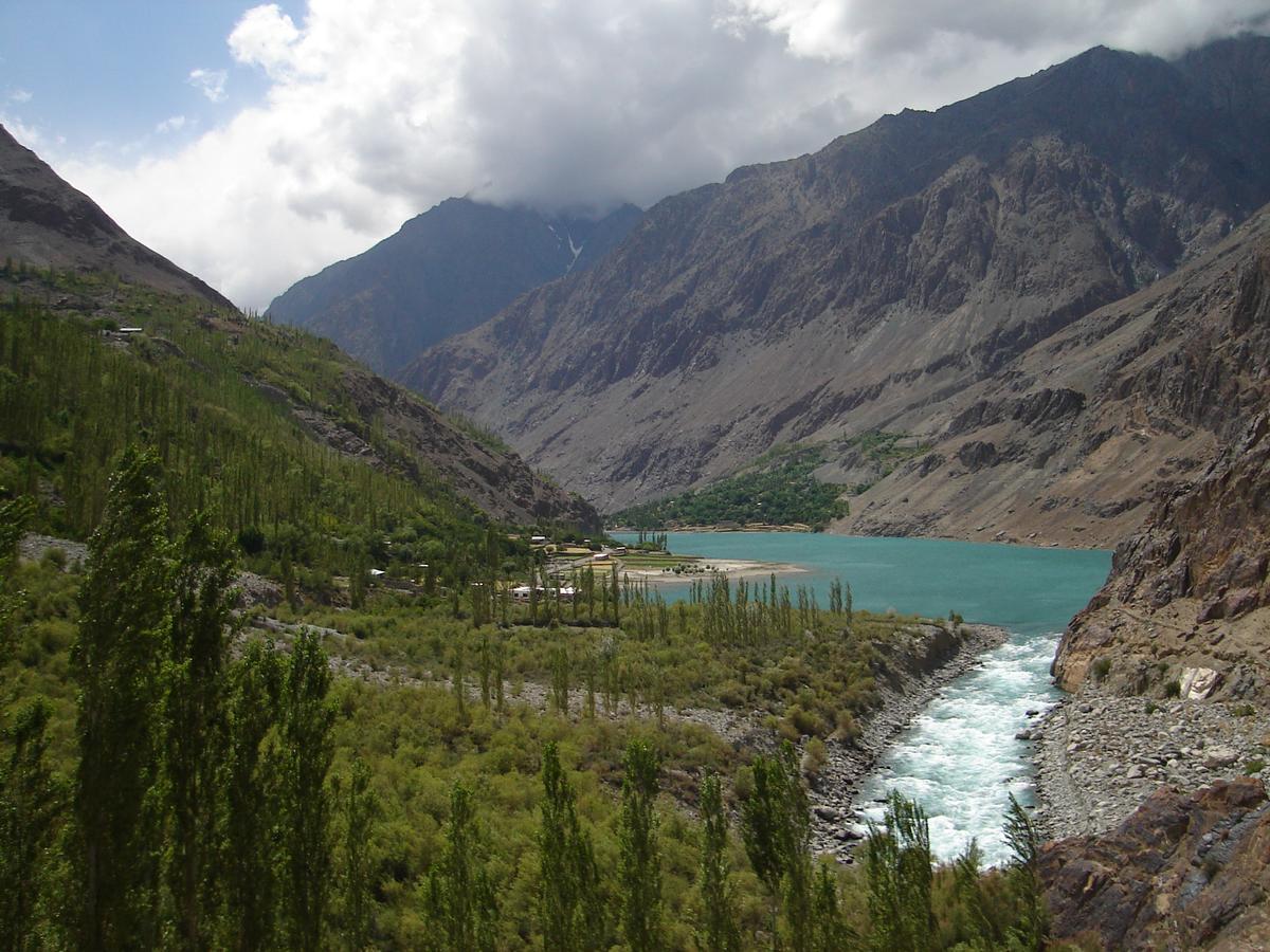 Gilgit Serena Hotel Exterior foto