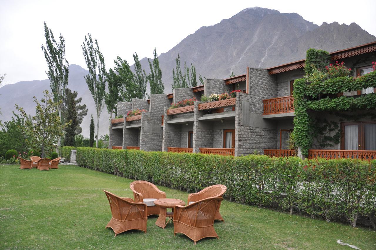 Gilgit Serena Hotel Exterior foto