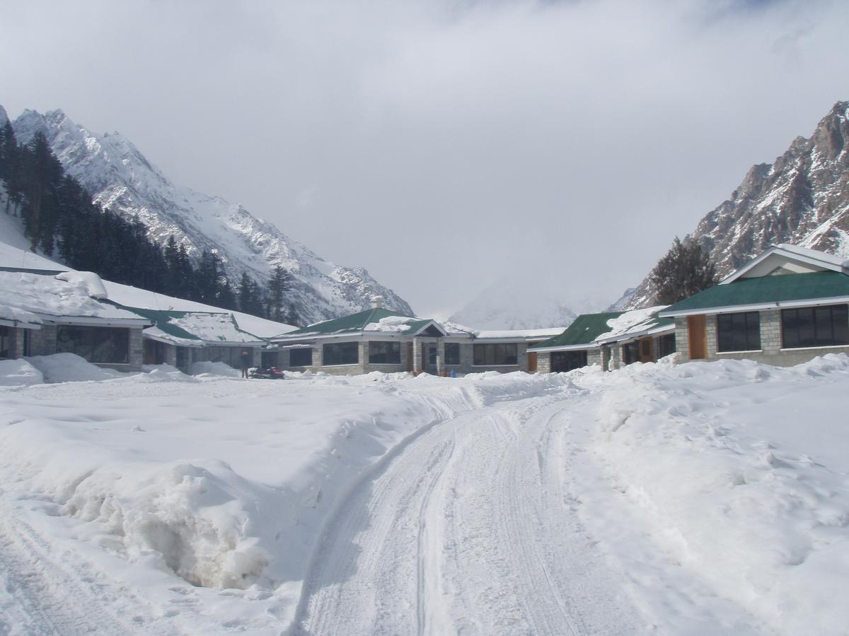 Gilgit Serena Hotel Exterior foto