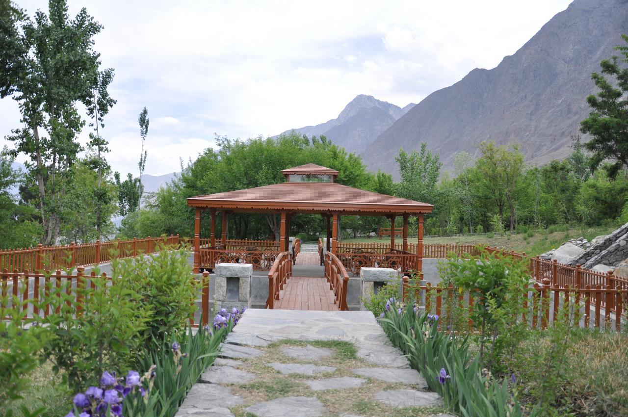 Gilgit Serena Hotel Exterior foto