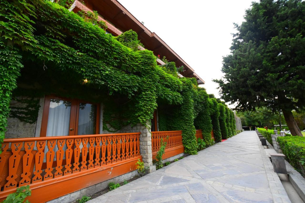 Gilgit Serena Hotel Exterior foto